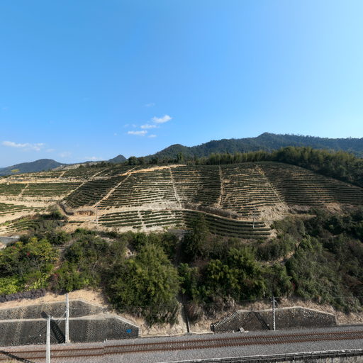 峰福32号点：K214+730~K215+000(路堑)